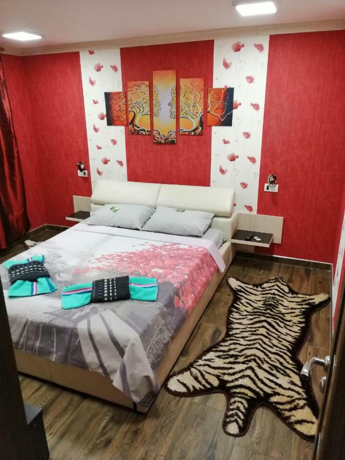 Coquettehouse Cotroceni Palace 布加勒斯特 外观 照片